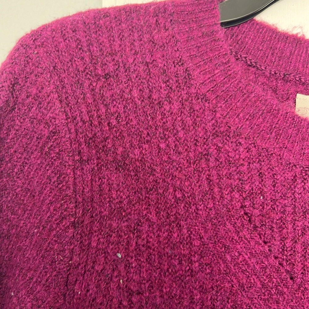Women’s small Loft sweater. Like a pink/purple color.  Great condition - Picture 4 of 10